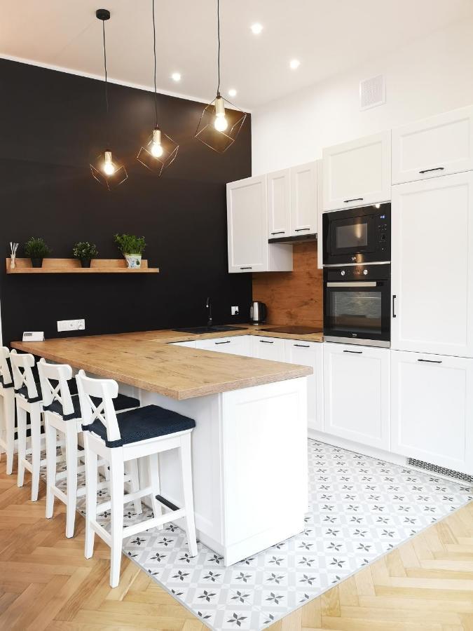 Victoria Apartment グリヴィツェ エクステリア 写真